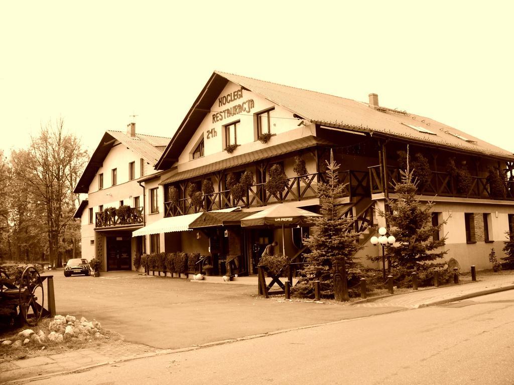 Zajazd Zielony Gosciniec Сарнув Экстерьер фото